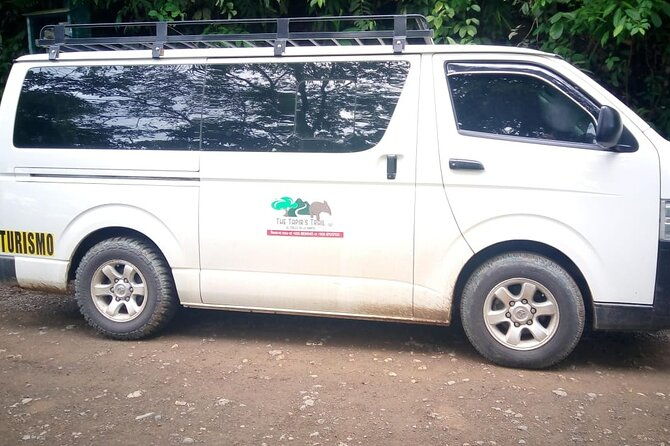 private-experience-trillo-de-la-danta-bahia-drake-osa-corcovado
