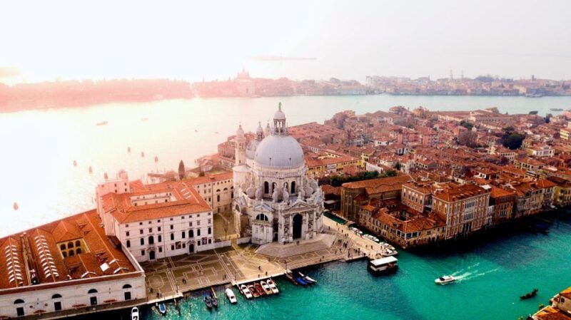 private-experience-venice-walking-city-boat-tour