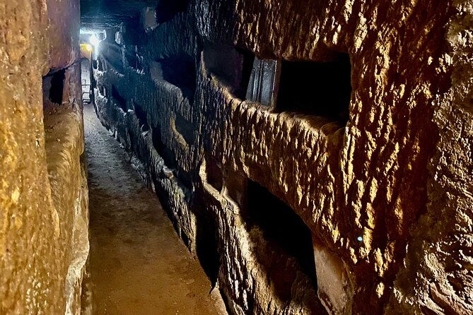 private-express-tour-of-roman-catacombs-with-transfer