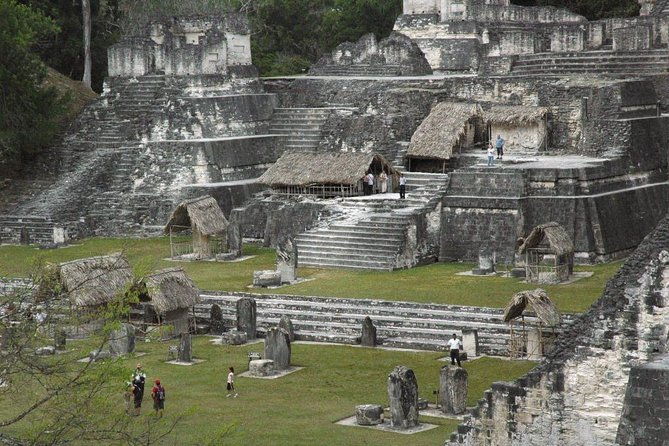 private-extended-sunrise-tour-tikal-from-flores-el-remate
