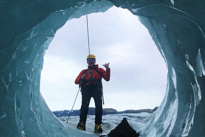 private-extreme-encounter-w-ropes-on-solheimajokull-glacier