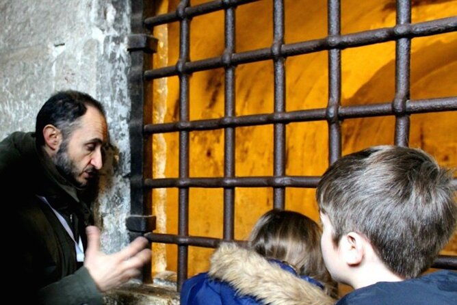 private-family-tour-of-saint-marks-doges-palace-with-scavenger-hunt