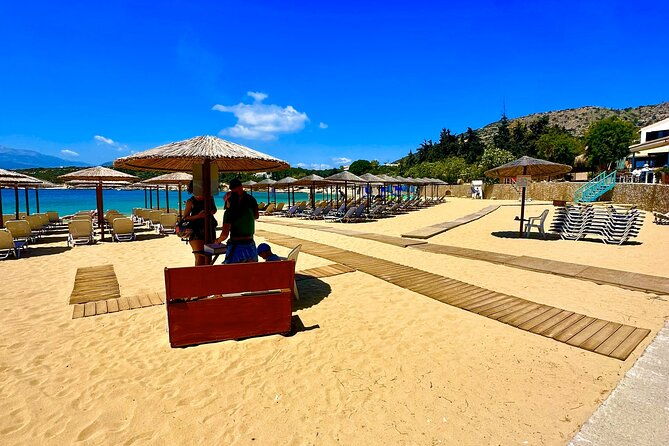 private-family-tour-to-akrotiri-attractions