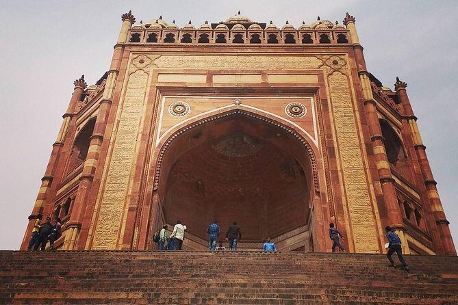 Private Fatehpur Sikri Tour with Skip The Line Entrance Ticket - Exploring Fatehpur Sikri: What to Expect