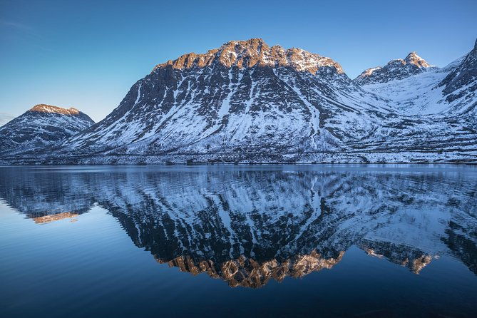 private-fjord-tour-with-premium-4x4-vehicle