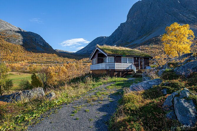 private-fjord-tour-with-premium-4x4-vehicle