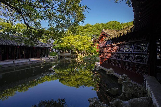 Private Flexible Suzhou City Tour with Tongli or Zhouzhuang Water Town Options - Insights from Reviews
