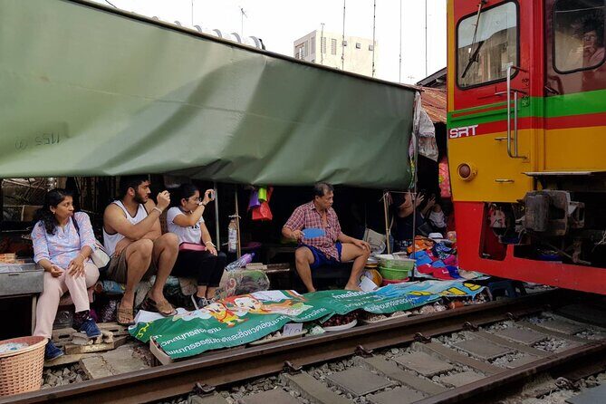 Private Floating & Train Market + CAVE + Giant Shadow PUPPET - Who Will Enjoy This Tour?