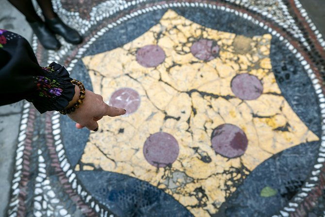 private-florence-highlights-tour-from-duomo-to-old-bridge-signoria-santa-croce