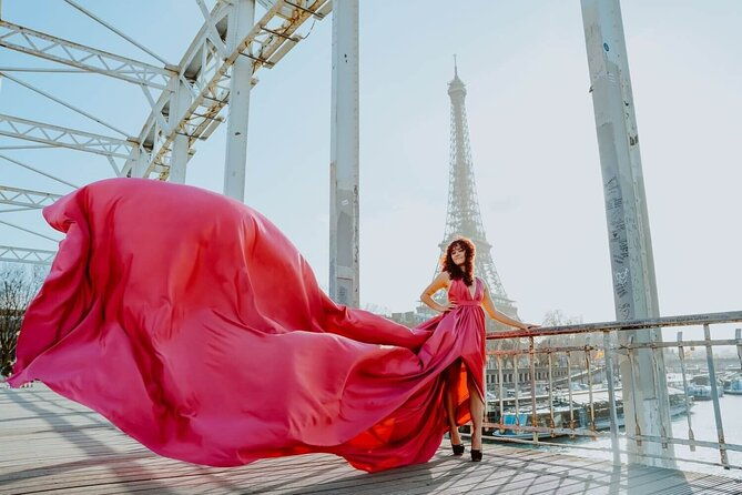 private-flying-dress-photoshoot-experience-by-the-eiffel-tower