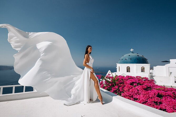 private-flying-dress-photoshoot-in-santorini