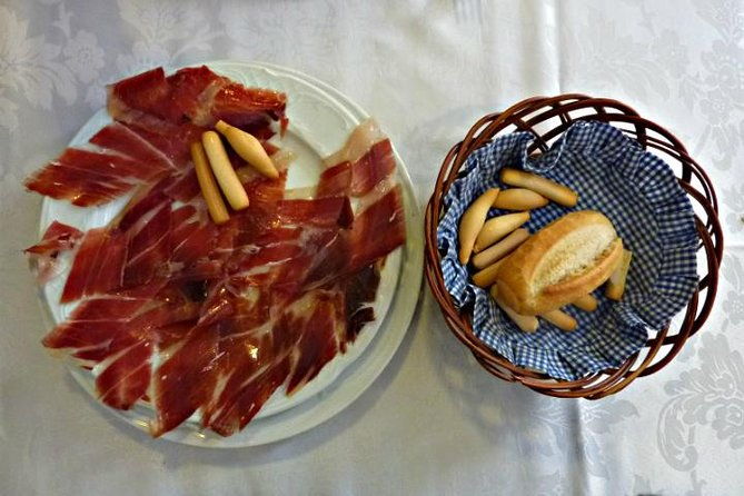 private-food-tapas-wine-tour-of-madrid-with-customizable-menu-all-included
