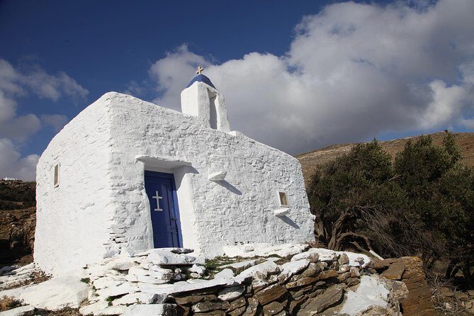 Private Food Tour & Wine Tasting In Tinos Island with a Local - Who Should Consider This Experience?