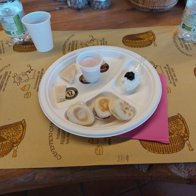 private-food-tour-with-tastings-near-bologna