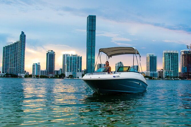 private-fort-lauderdale-boat-tour-with-prosecco