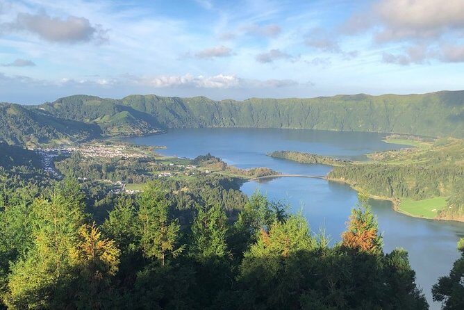 Private Full-Day 4x4 Tour to Lagoa do Fogo & Lagoa das Sete Cidades - Why Youll Love This Tour