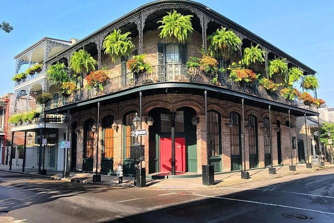 private-full-day-city-swamp-and-plantation-tour