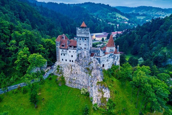 private-full-day-dracula-castle-and-brasov-tour-from-bucharest