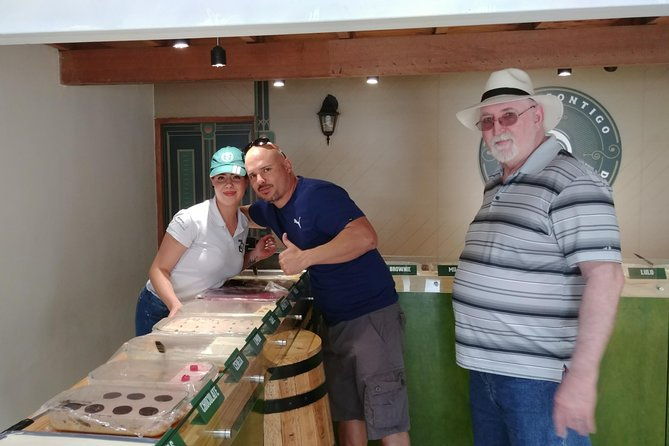 private-full-day-el-retiro-waterfall-tour-including-food-from-medellin