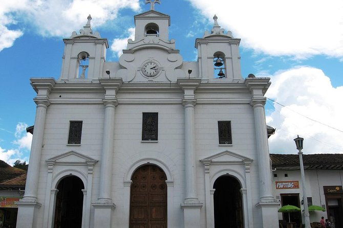 private-full-day-el-retiro-waterfall-tour-including-food-from-medellin