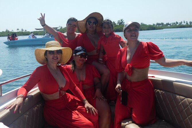 private-full-day-family-tour-to-the-rosario-islands