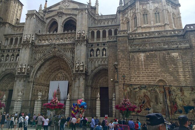 private-full-day-guided-tour-from-madrid-to-toledo-in-a-luxury-vehicle