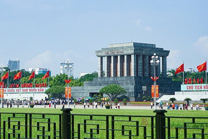 Private Full-Day Guided Tour of Hanoi Including Lunch - Key Points