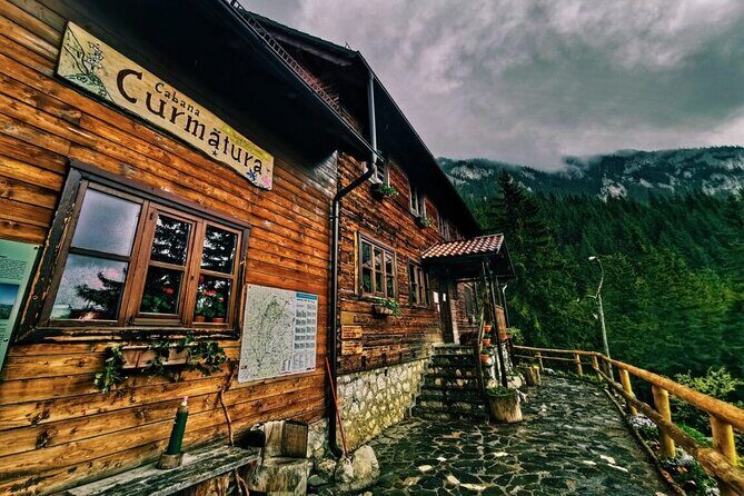 Private Full-Day Hiking Tour in Piatra Craiului National Park - Key Points