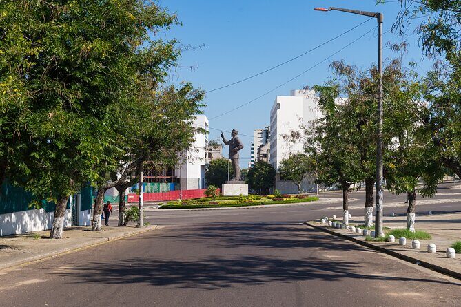 Private Full Day Historical & Arts Tour in Maputo - Frequently Asked Questions