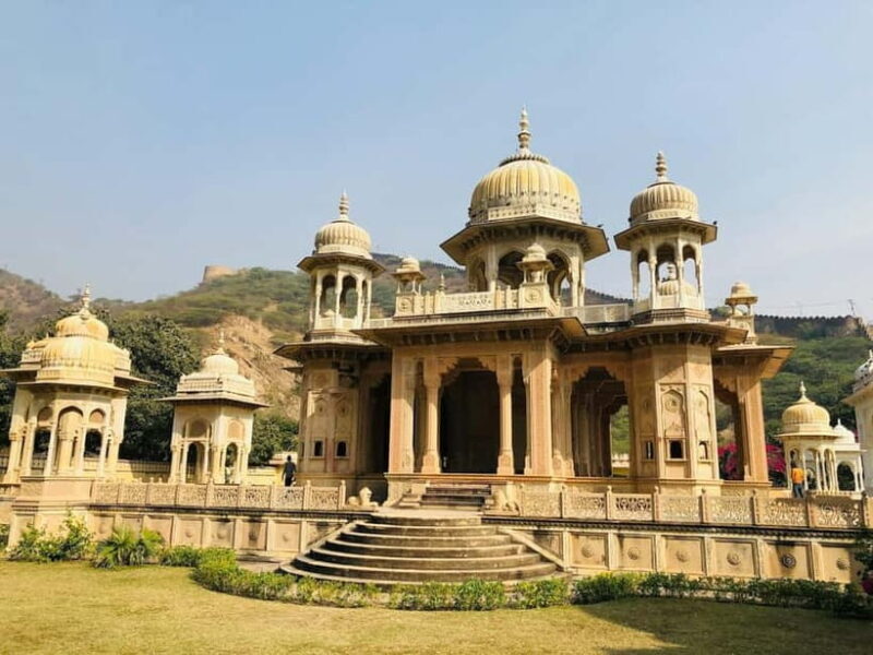 Private Full-Day Jaipur Guided Tour with Monkey Temple - Transport & Practicalities