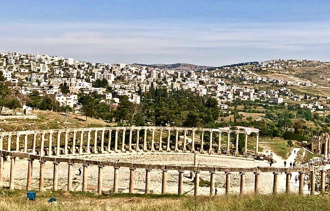 Private Full Day Jerash and Amman City Sightseeing Tour - Guides and Authentic Insights