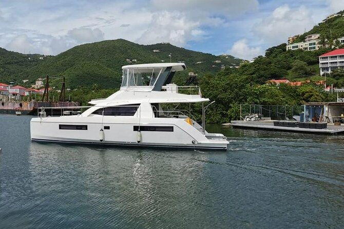 private-full-day-luxury-catamaran-excursion