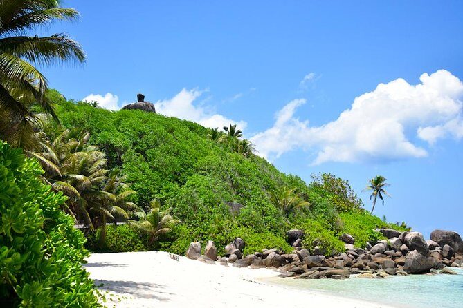 Private Full day Mahé island tour (1-2 persons) - Key Points