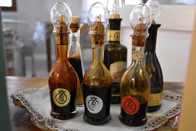 private-full-day-parma-food-tour-parmesan-cheese-parma-ham-lunch-vinegar