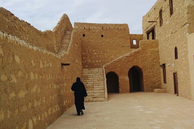 Private Full-Day Red Sea Monasteries Tour from Cairo - Key Points