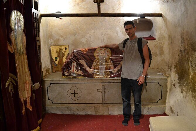 Private Full-Day Red Sea Monasteries Tour from Hurghada - Key Points