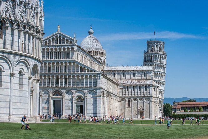 private-full-day-tour-around-pisa-and-lucca-from-florence