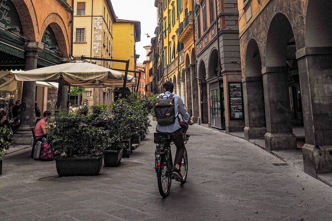 private-full-day-tour-around-pisa-and-lucca-from-florence