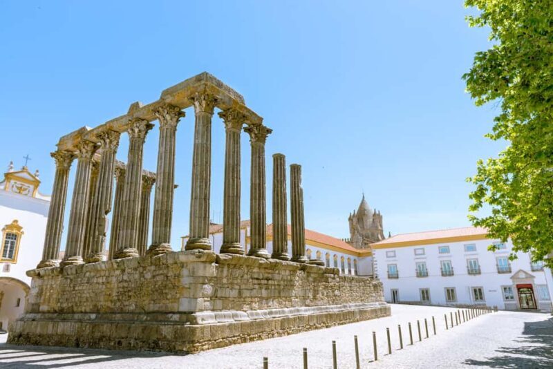 Private Full day tour from Lisbon to Evora with wine tasting - Delving into Évora’s Rich Heritage