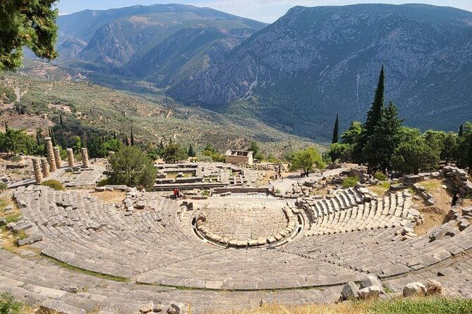 private-full-day-tour-in-delphi