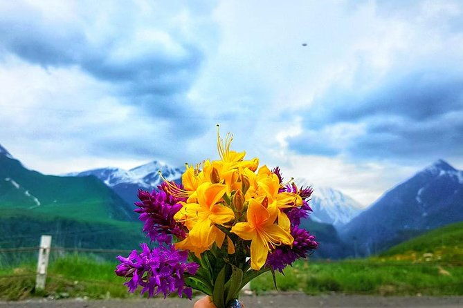 private-full-day-tour-in-kazbegi-gudauri-paragliding-rafting