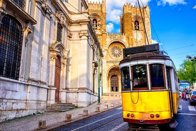 private-full-day-tour-in-lisbon-2