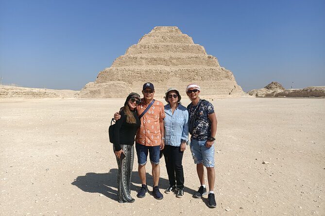 Private full day tour in Pyramids of Giza, Memphis and Saqqara - FAQ