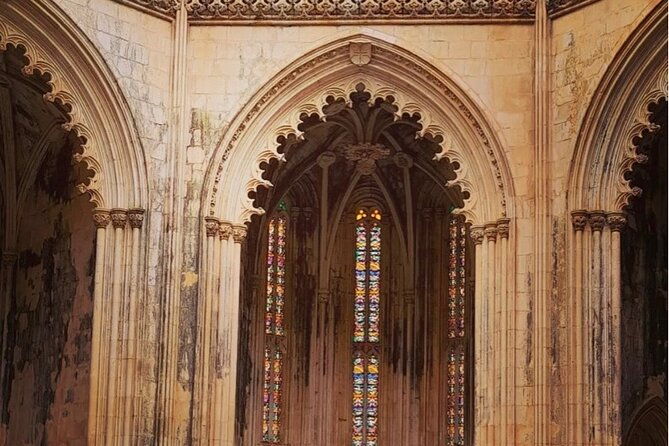 private-full-day-tour-of-obidos-nazare-and-batalha-2