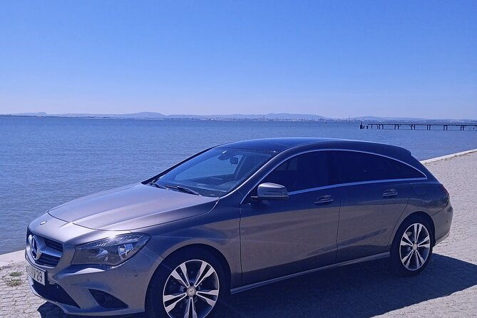 private-full-day-tour-of-obidos-nazare-and-batalha