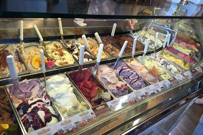 private-full-day-tour-of-san-gimignano-and-volterra