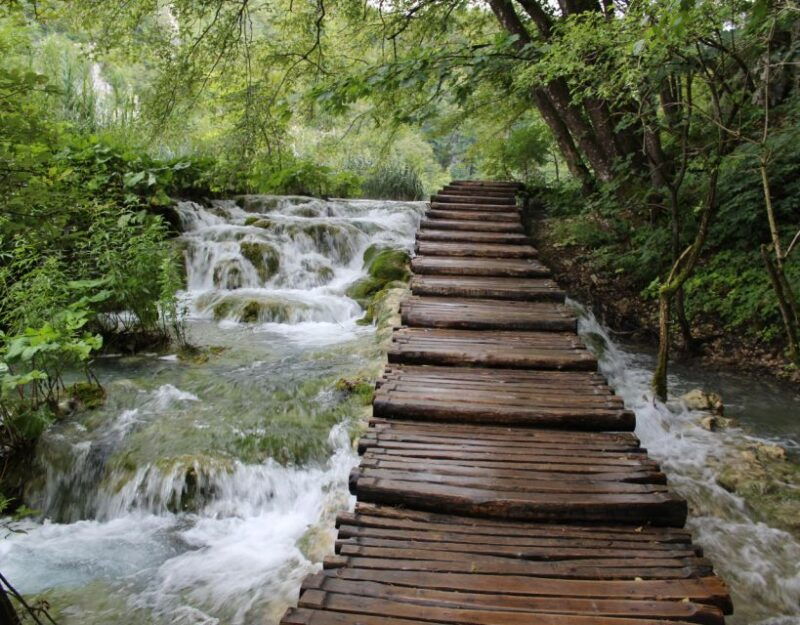 private-full-day-tour-plitvice-lakes-from-dubrovnik