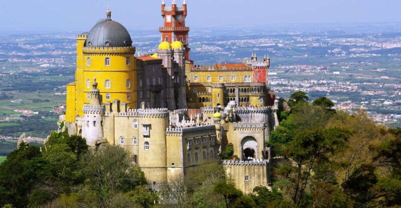 private-full-day-tour-sintra-queluz-cabo-da-roca-cascais