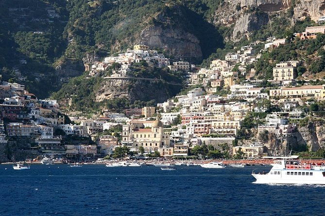 private-full-day-tour-sorrento-positano-and-pompeii-2