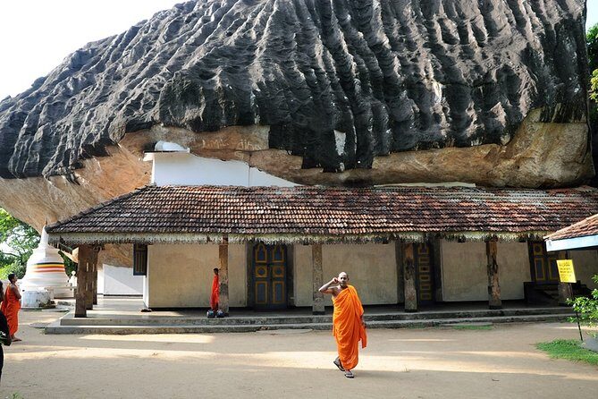 Private Full-Day Tour to 3 Temples from Colombo or Negombo - Frequently Asked Questions